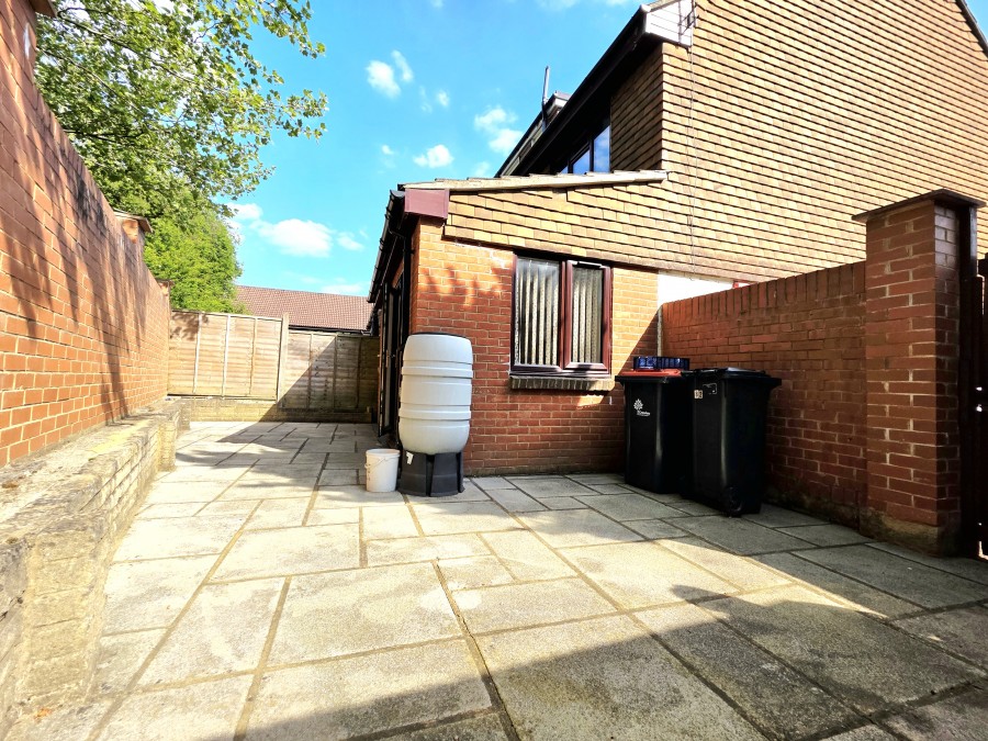 Images for Windmill Court, Crawley