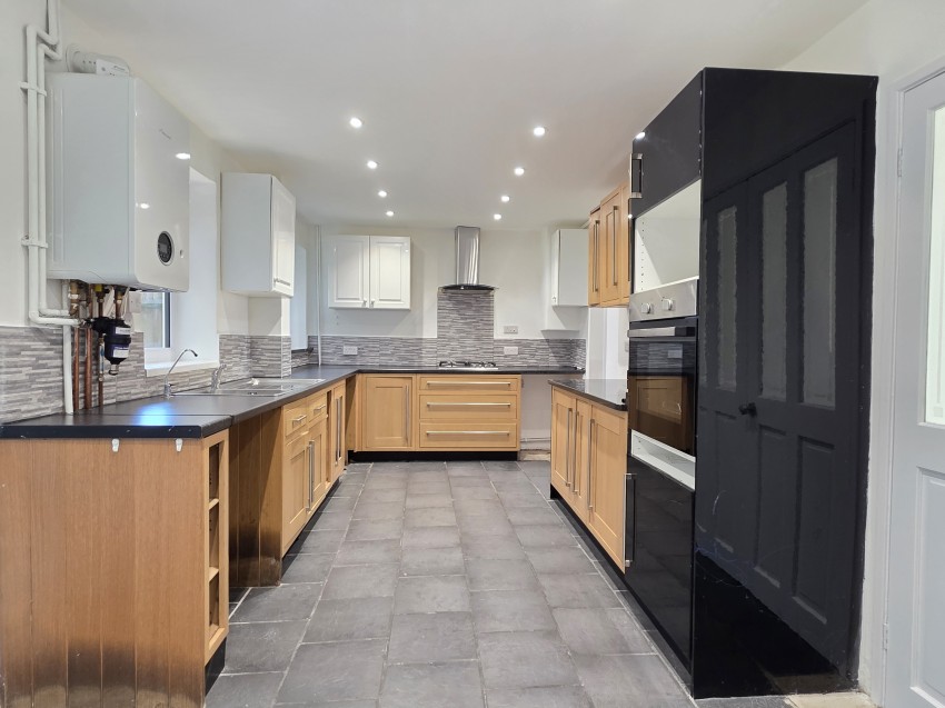 Images for Exeter Close, Crawley