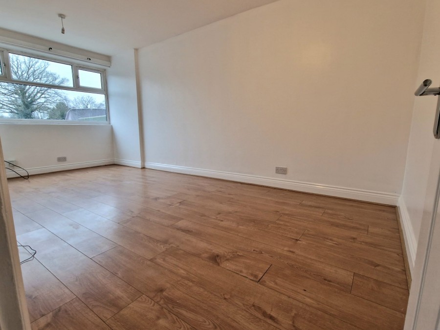 Images for Ardingly Close, Crawley