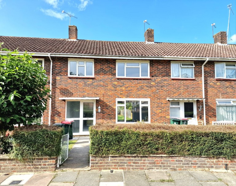 Maple Close, Crawley