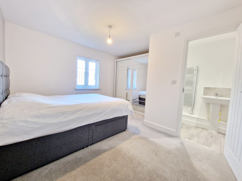 Images for Cornwell Avenue, Crawley