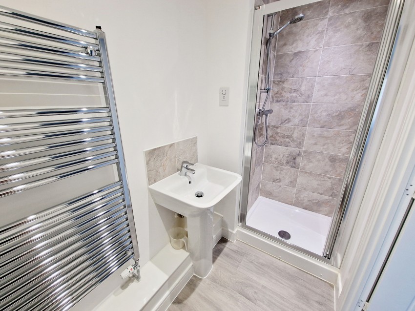 Images for Cornwell Avenue, Crawley
