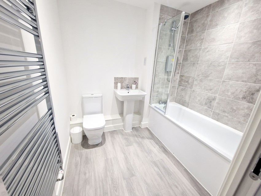 Images for Cornwell Avenue, Crawley