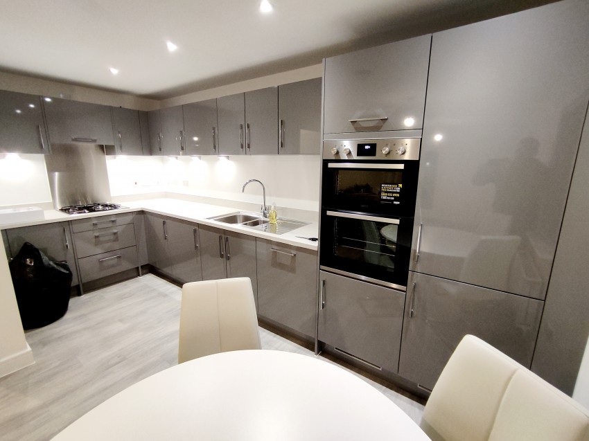 Images for Cornwell Avenue, Crawley